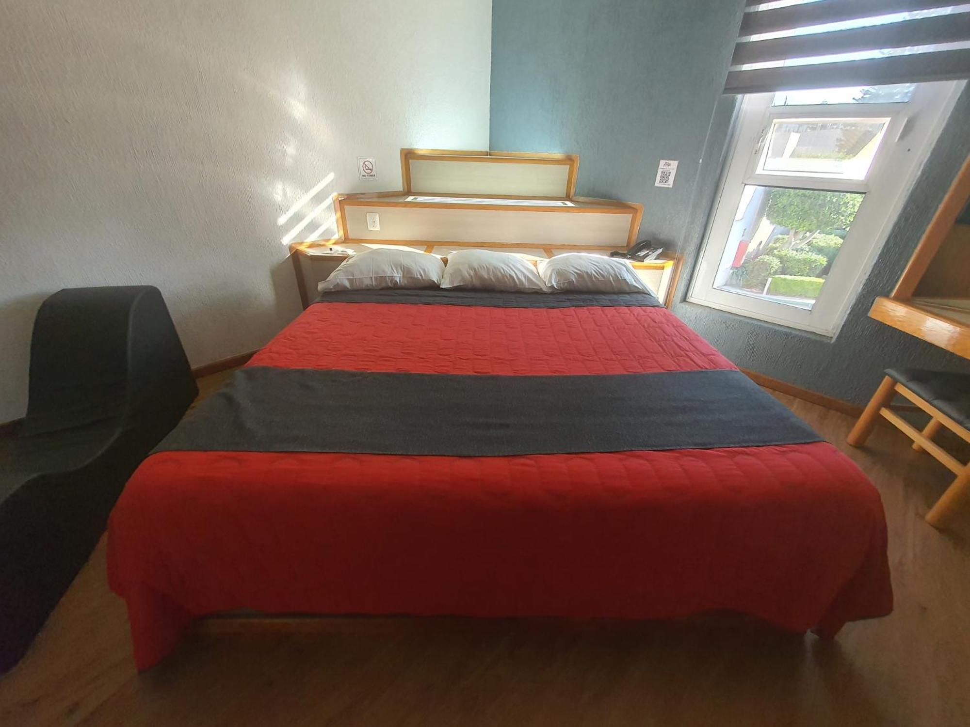 Hotel Alcampo Miranda Zewnętrze zdjęcie
