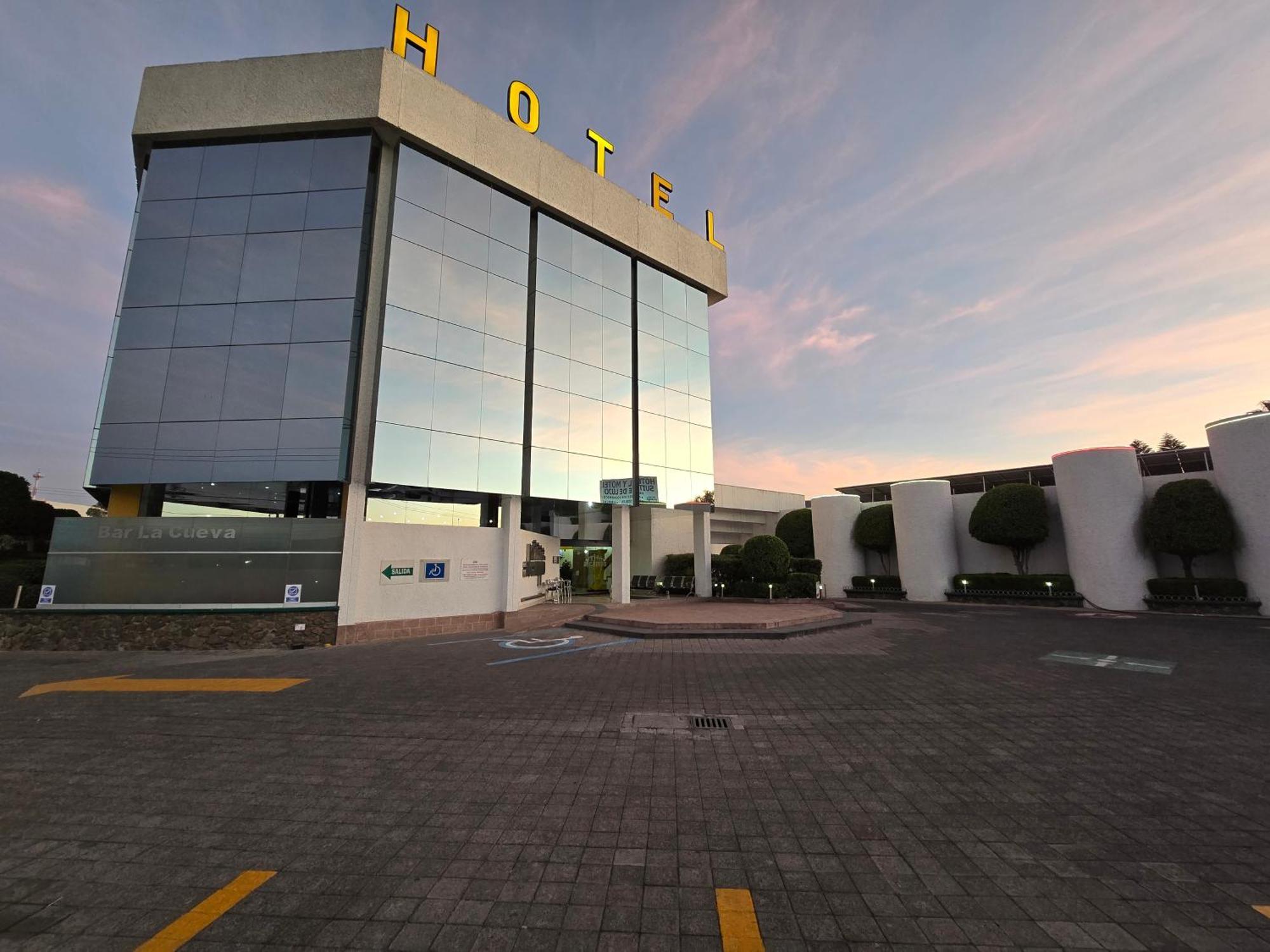 Hotel Alcampo Miranda Zewnętrze zdjęcie